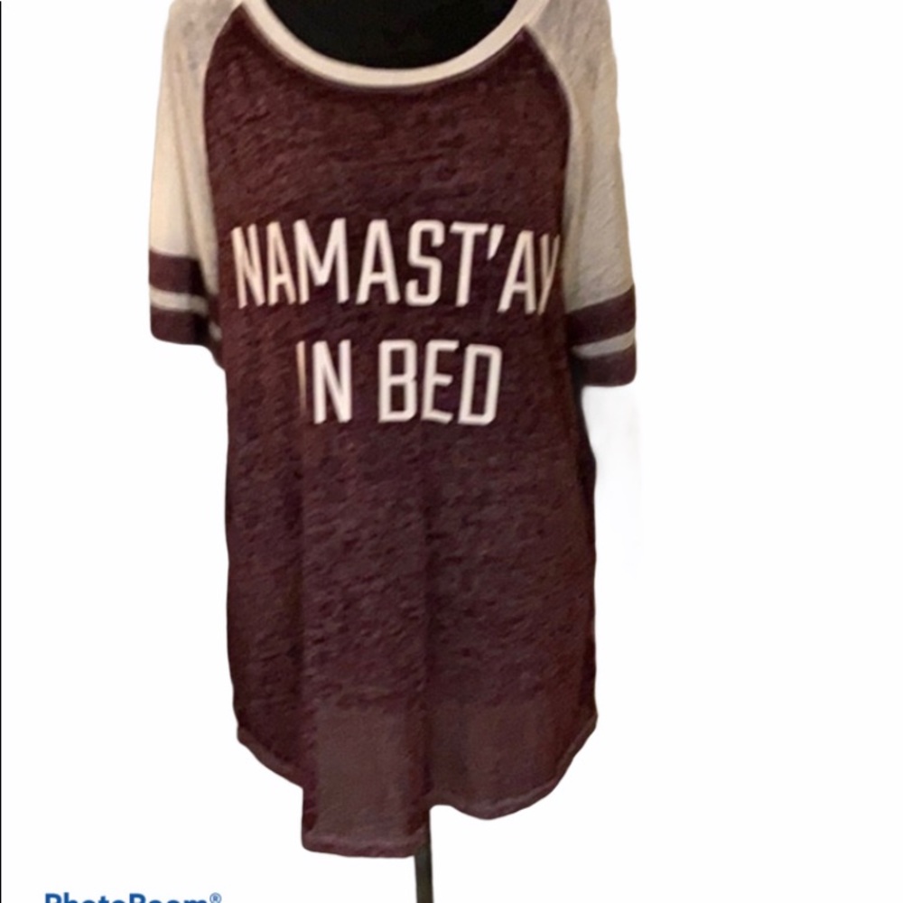 Maurices burgundy “Namast’ay in Bed” shirt, Sz 0